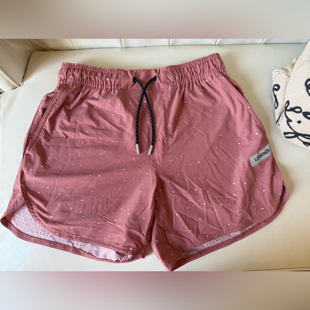 Legends rose pink shorts, linerless, great condition
